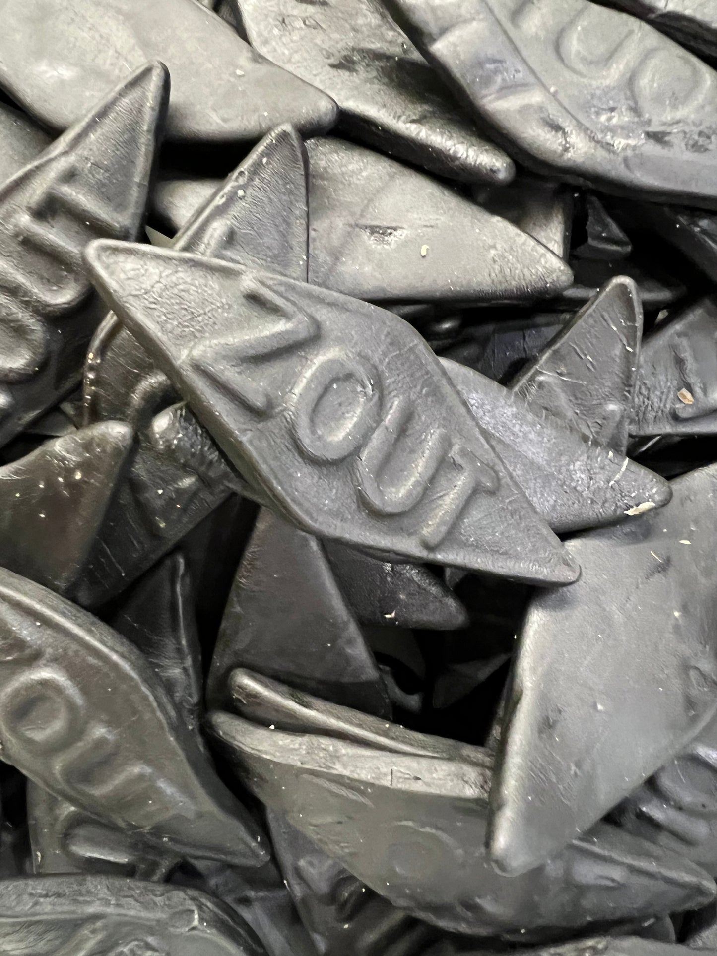 Giga Zoute Snipper van Matthijs - mega grote zoute ruitdrop met zachte beet en intense zoute dropsmaak, 7,9 cm lang