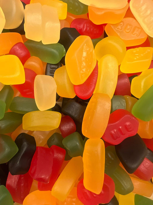 Winegums van Frisia – kleurrijke mix van zachte fruitwinegums in geel, oranje, rood, groen en zwart van Snoepkes.nl